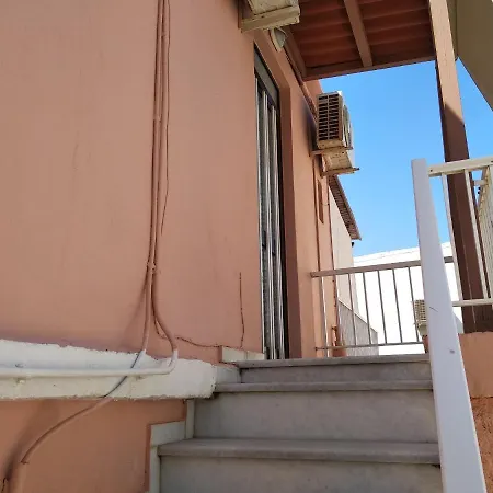 Apartment Nelly's Studio One In Nea Chora Beach Chania
